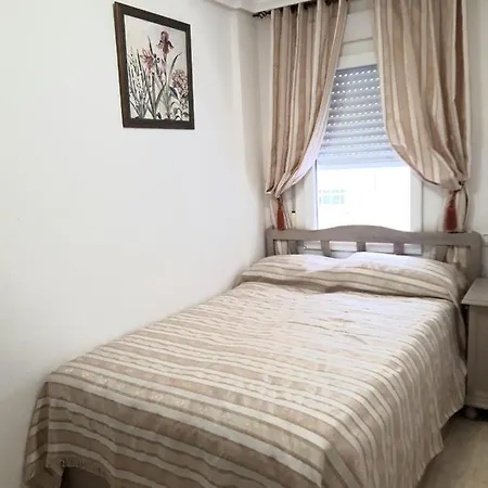 Manuel Galian 52 Daire Torrevieja